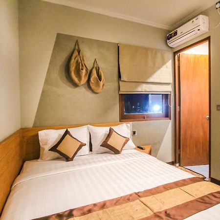 Braw Inn Canggu By Kamara Екстер'єр фото