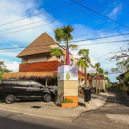 Braw Inn Canggu By Kamara Екстер'єр фото