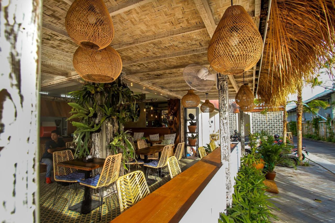 Braw Inn Canggu By Kamara Екстер'єр фото