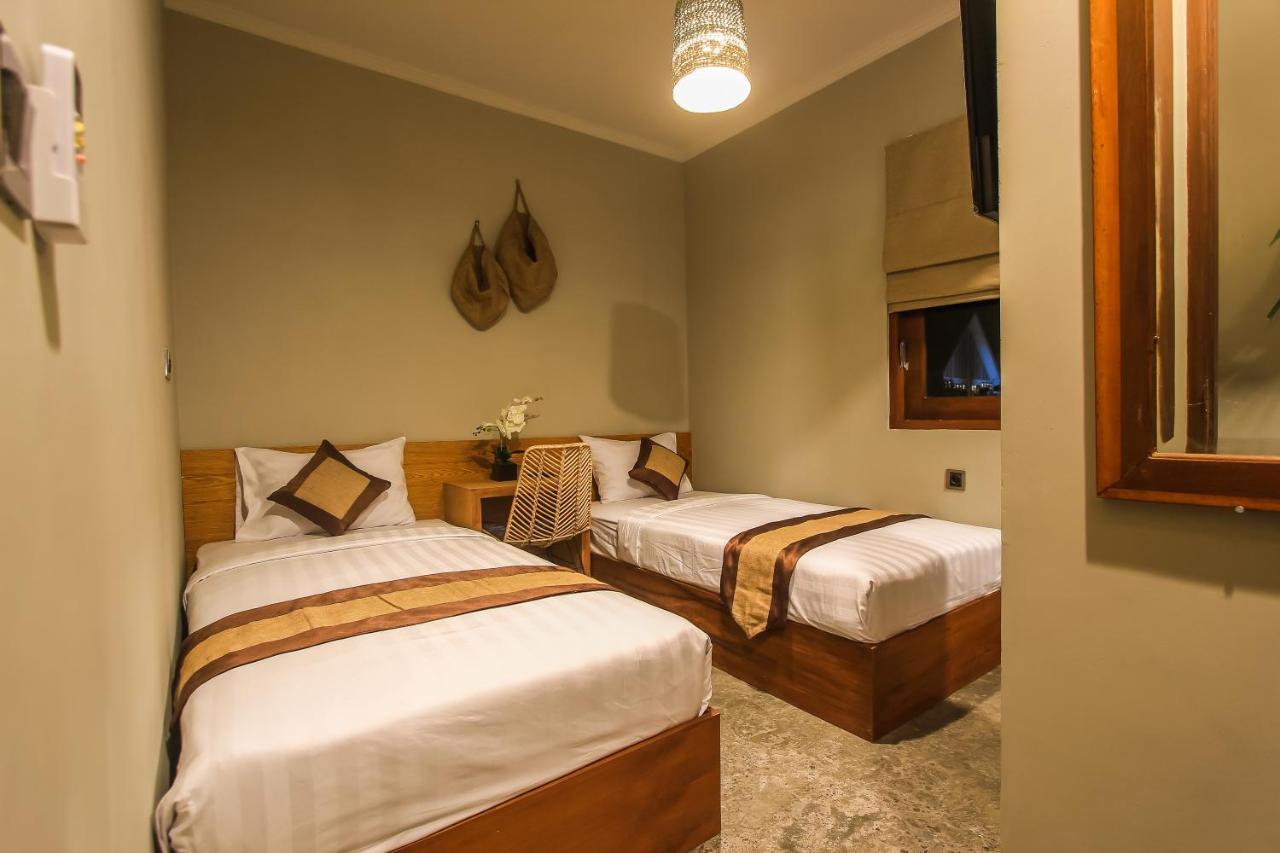 Braw Inn Canggu By Kamara Екстер'єр фото