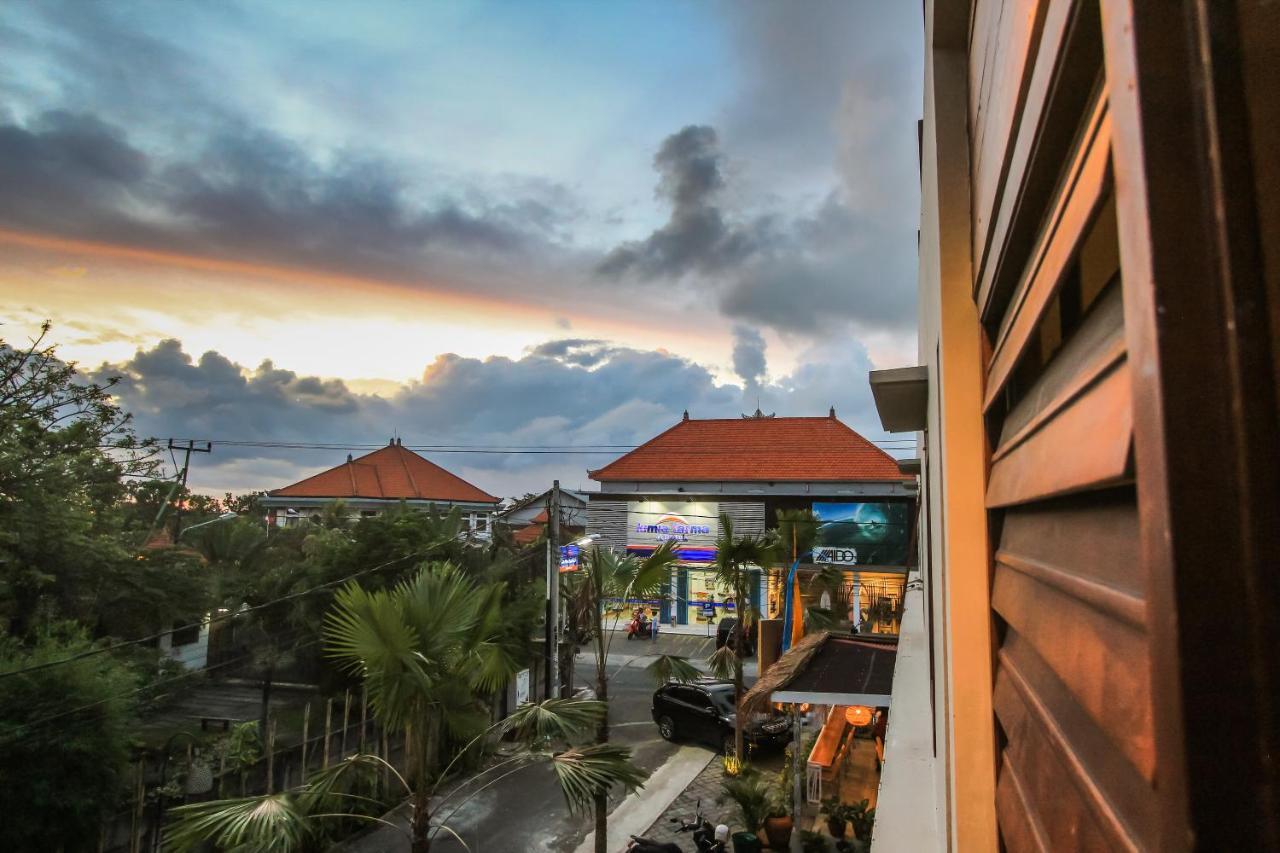 Braw Inn Canggu By Kamara Екстер'єр фото